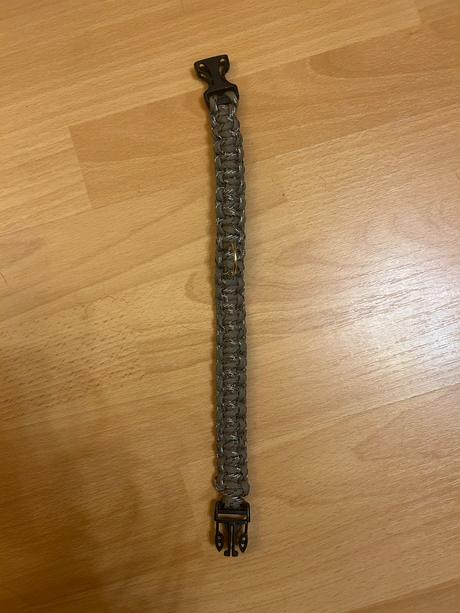 Paracordový obojok, náramok alebo prívesok,