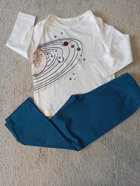 Pyžamo 86/92, lupilu,92