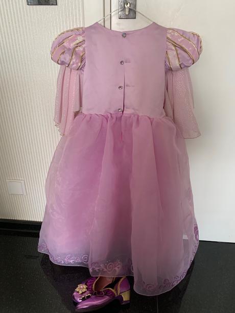 Rapunzel deluxe disney kostým s črievicami a korun, 