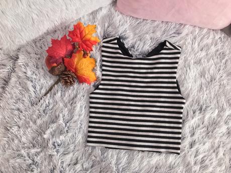 Stradivarius cropp top, stradivarius,xs