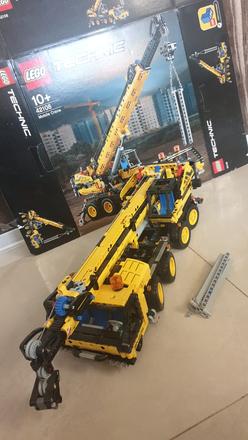 Lego technic 42108  - pojazdný žeriav  top stav, 