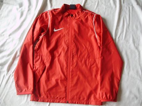 Tenšia bundička nike č.m, nike,140