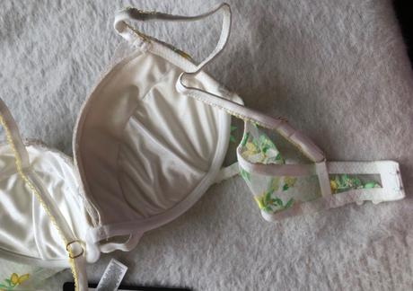 Nová biela kvetovaná push-up podprsenka, 75 c, new yorker,75c