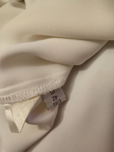 Kvalitná blúzka, 46