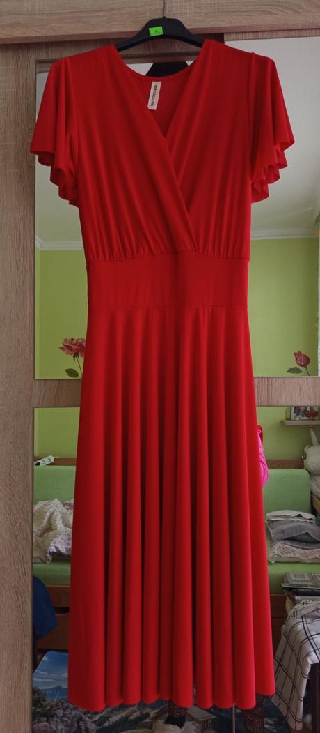 Spoločenské šaty, m