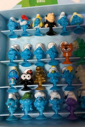 Stikeez,