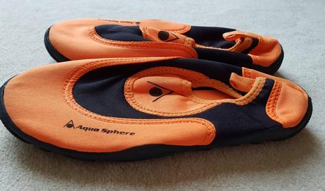 Topánky do vody, 32