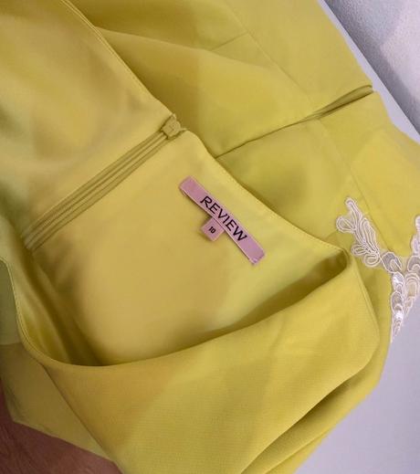 Elegantné šaty review žiarivá žltá + čipka, review,s