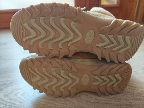 Členkové čižmy, 37