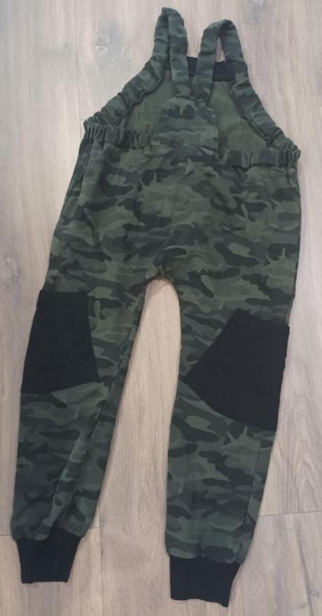 Maskace na traky, 104