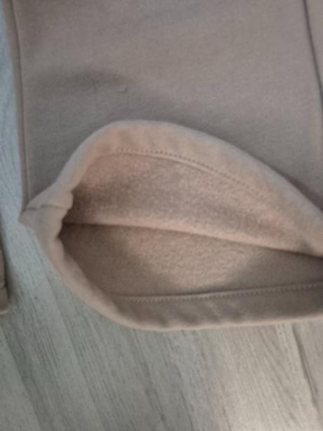 Telejšie nohavice, h&m,146