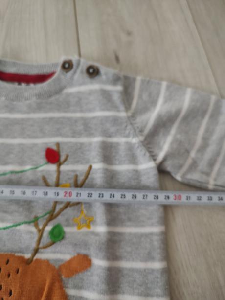 Vianočný sveter, 92