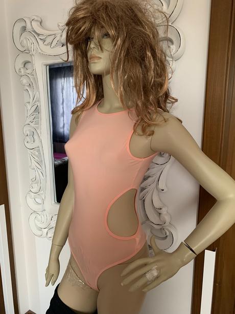 Marhulkove body prettylittle things, s