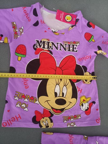 Pyžamo nové minnie, 122