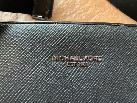 Michael kors taska cez rameno, michael kors