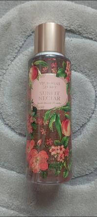 Victoria secret telový sprej, 