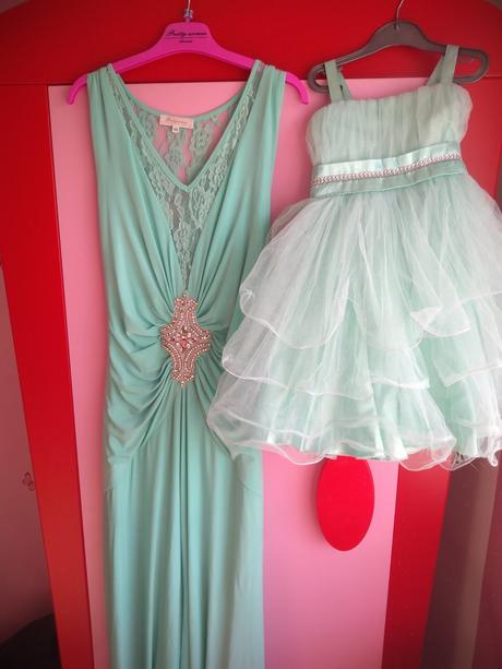 Spoločenské šaty pre maminu a dceru, 40