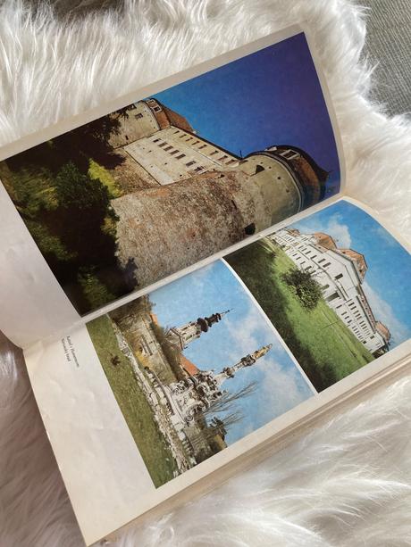 Hrady, zámky a kaštiele na slovensku (1990),