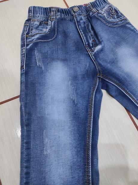 Kraťasy trojštvrťové, 128