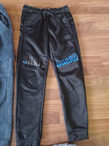 Predsmnpekne teplaky, 158