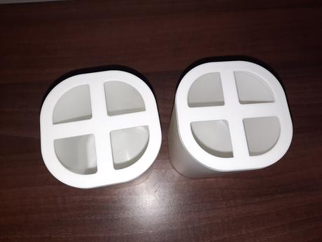 2x držiak na zubné kefky, 