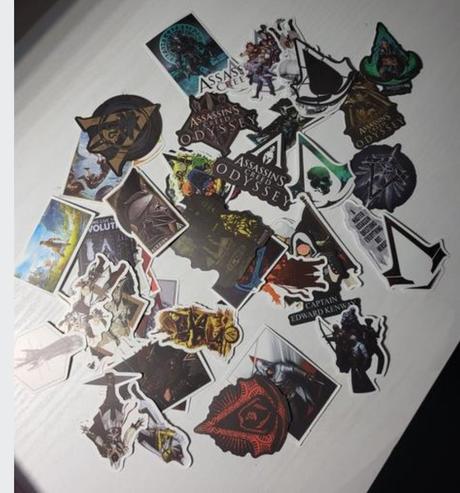 Samolepky štvrté krídlo, 