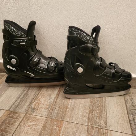 Korčule na ľad, 43