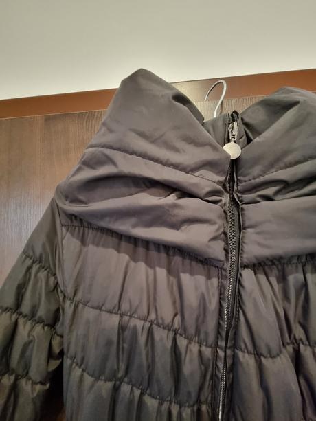 Dlhšia čierna bunda, m