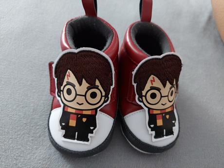 Capačky harry potter, 18