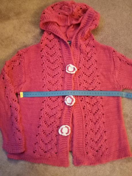 Svetrík z hrubšej priadze, 104