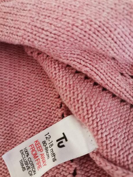 Svetrik na gombíky, tu,86