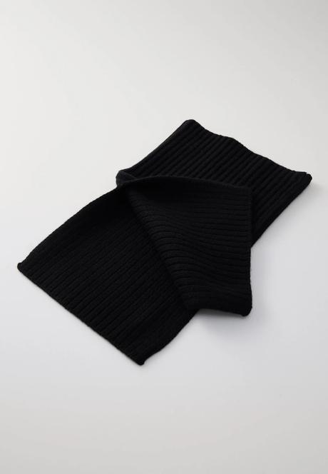 Čierny vlnený nákrčník zn.msch copenhagen, 