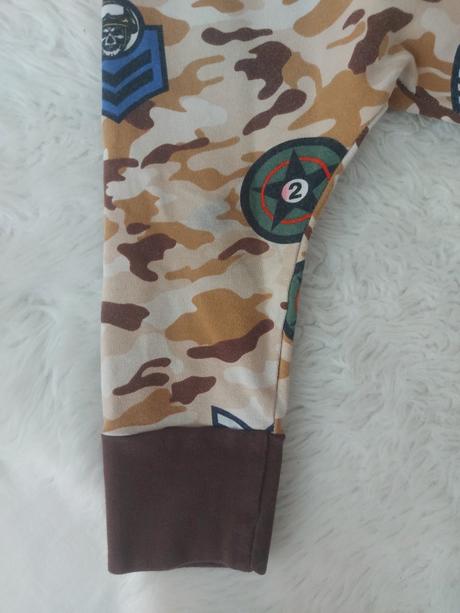 Pudlové štýlové tepláky maskačové, 92