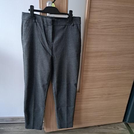 Hrubšie nohavice, m