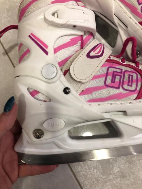 Nastaviteľné korčule na ľad 30-33, 31