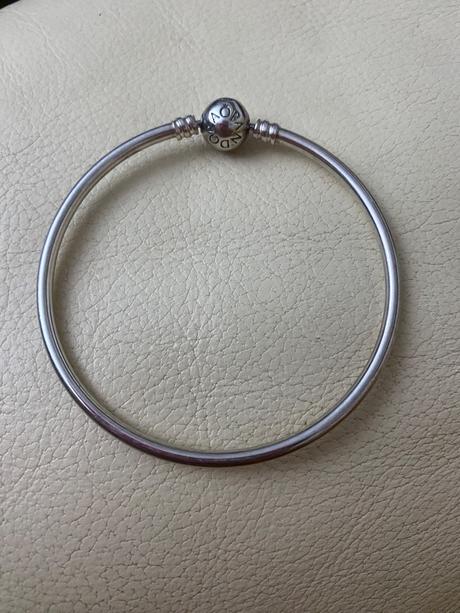 Pandora naramok, pandora