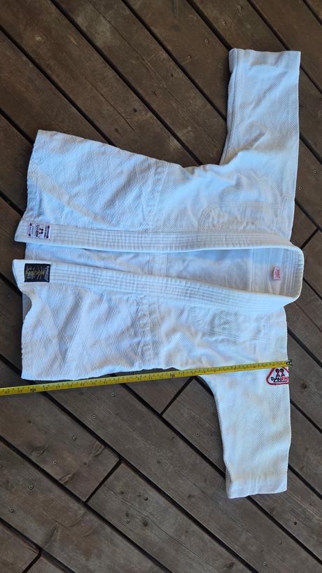 Kimono na judo danrho, 140