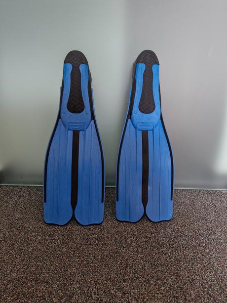 Plutvy cressi + darček, 