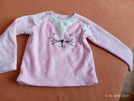 Mikina s mačičkou, 110