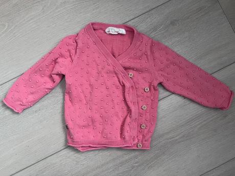 Svetrík s guličkami, lupilu,74