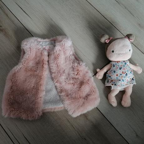 Chlpatá vestička, f&f,68