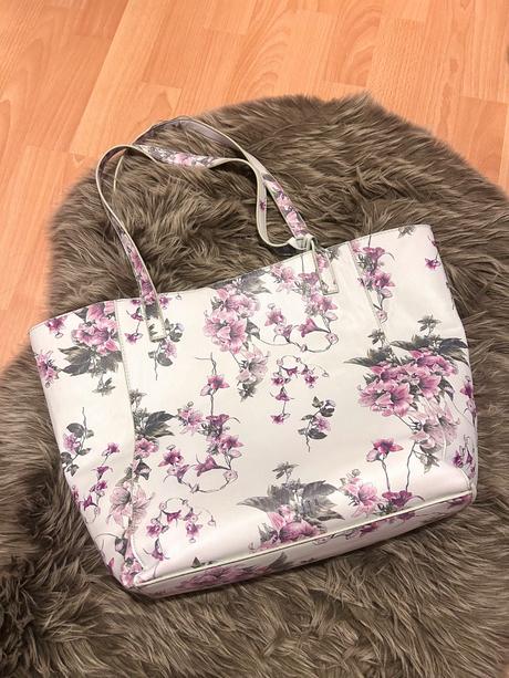 Kvetinová kabelka, mohito