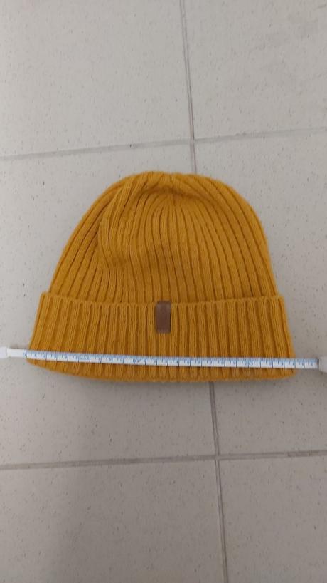 Čiapka zimná horčicovej/okreovej farby zn. house, house