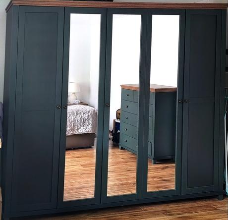 Spálňová zostava, 