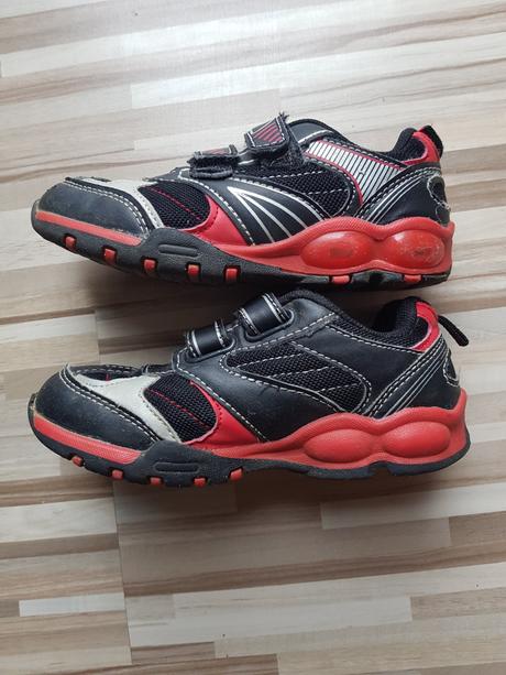 Botasky blikajuce, 29