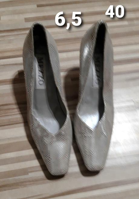 Strieborne lodicky 40, 40