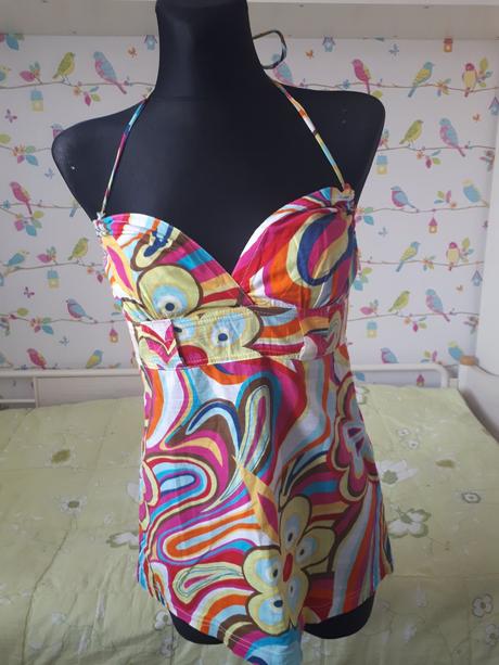 Nádherná farebná letná blúzka, 36