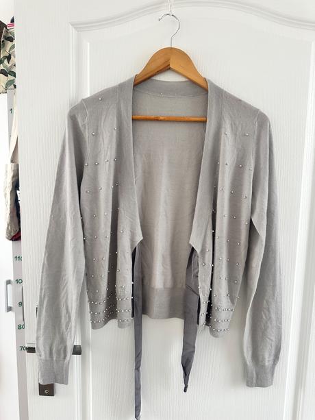 Kašmírový kardigan s perlami, m