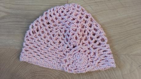 Dupacky so satenovou krajkou+hackovana ciapka, 68