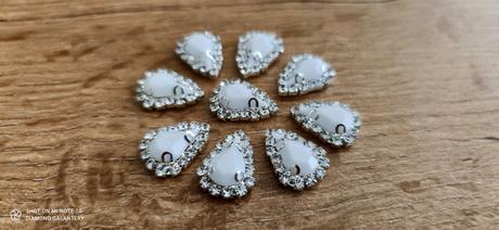 Našívacia aplikácia s lôžkom - 10x15 mm - rôzne fa, 